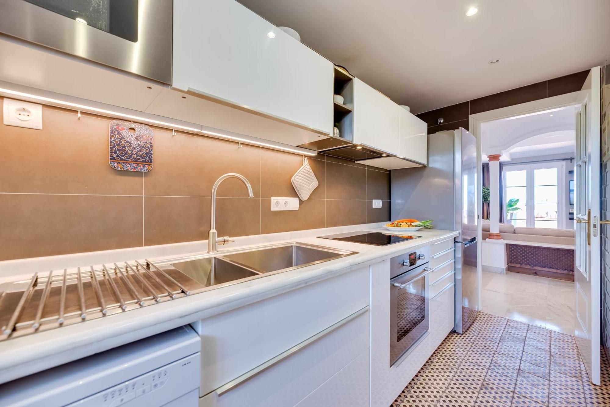 شقة Elegant 2 Bdrm Penthouse With Bbq And Pools ماربيا المظهر الخارجي الصورة