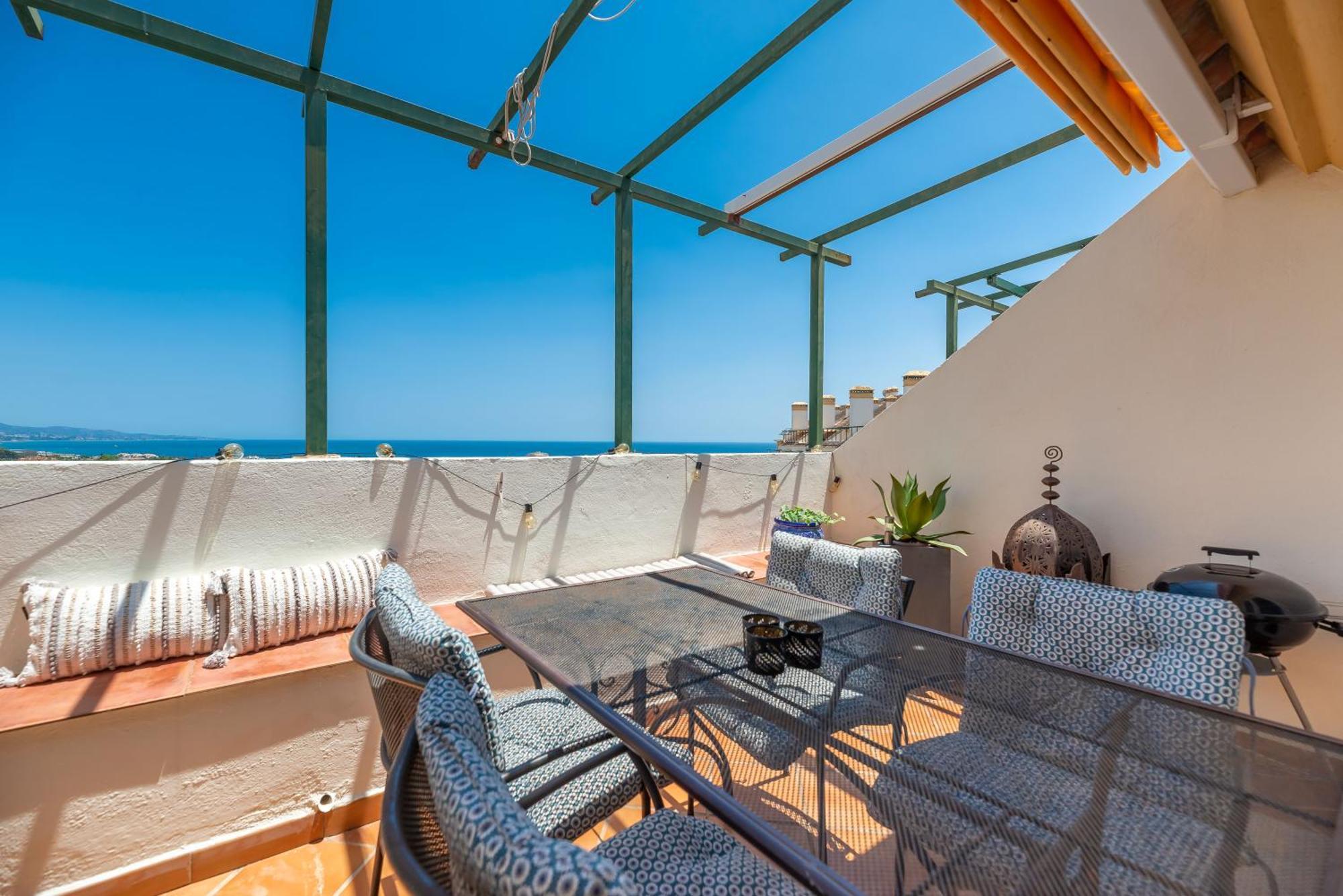 شقة Elegant 2 Bdrm Penthouse With Bbq And Pools ماربيا المظهر الخارجي الصورة