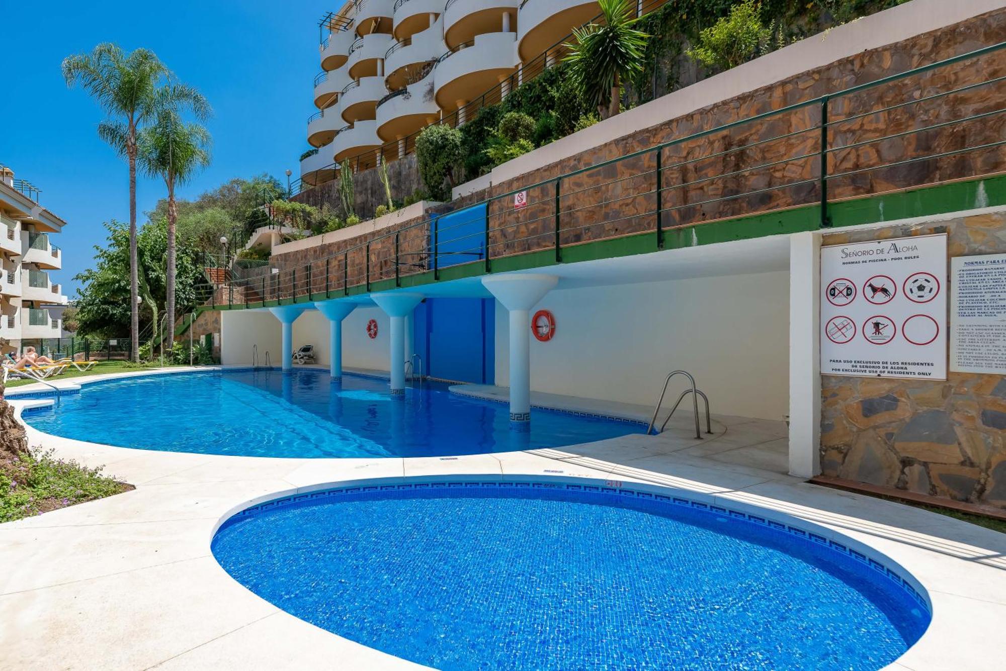 شقة Elegant 2 Bdrm Penthouse With Bbq And Pools ماربيا المظهر الخارجي الصورة
