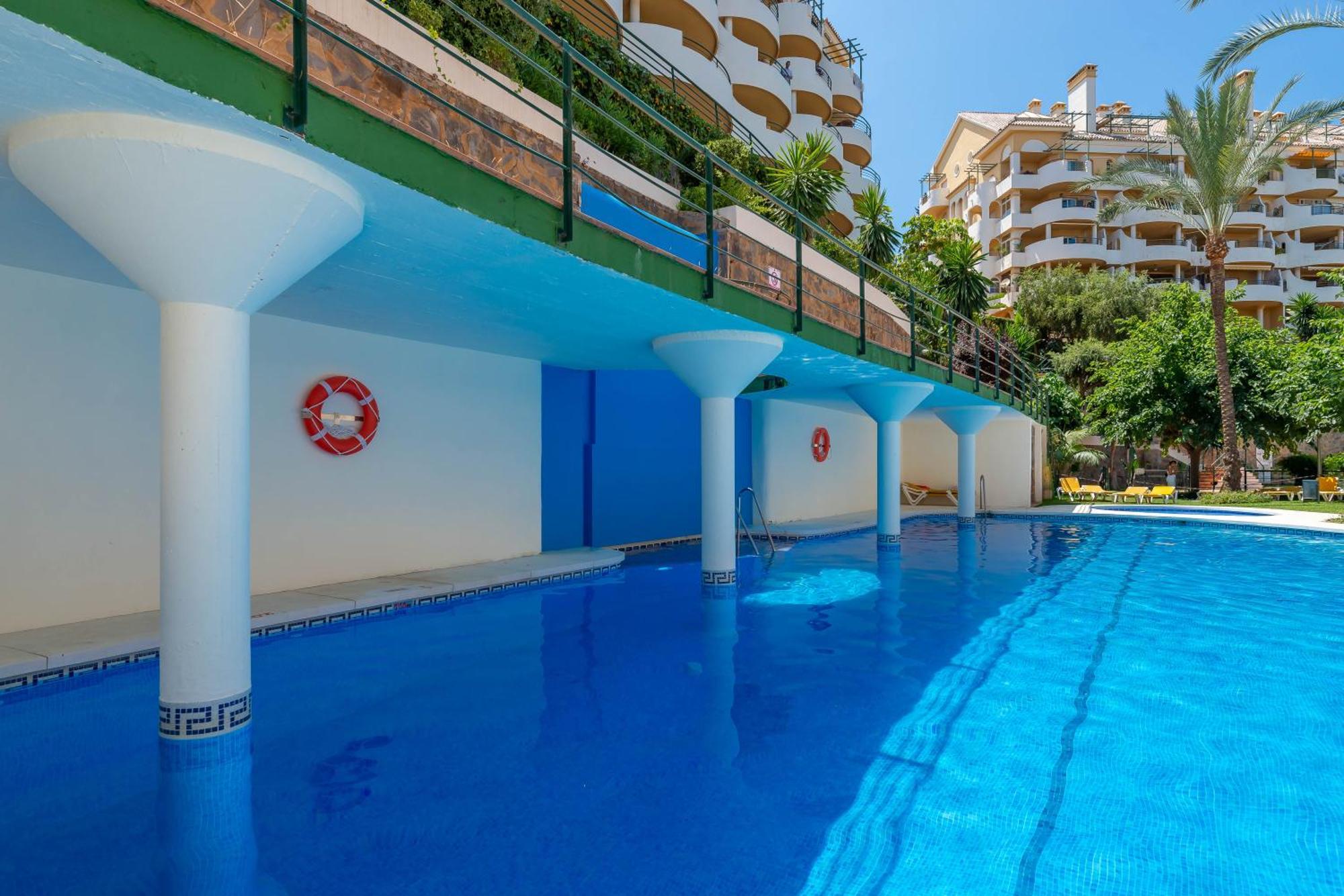 شقة Elegant 2 Bdrm Penthouse With Bbq And Pools ماربيا المظهر الخارجي الصورة