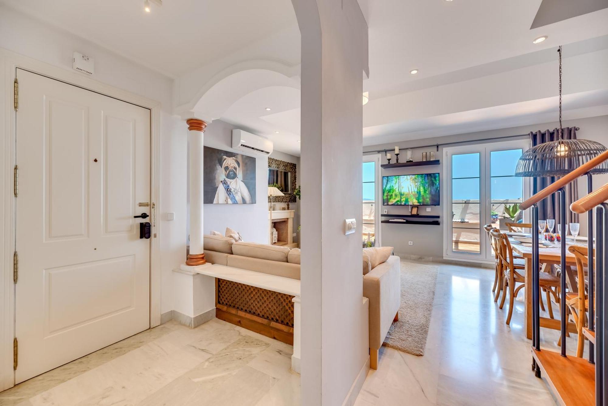 شقة Elegant 2 Bdrm Penthouse With Bbq And Pools ماربيا المظهر الخارجي الصورة