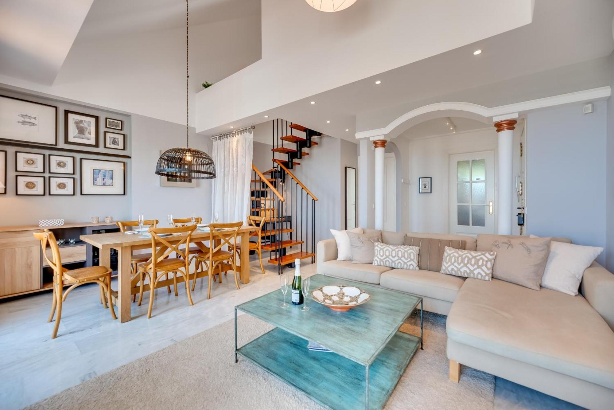 شقة Elegant 2 Bdrm Penthouse With Bbq And Pools ماربيا المظهر الخارجي الصورة