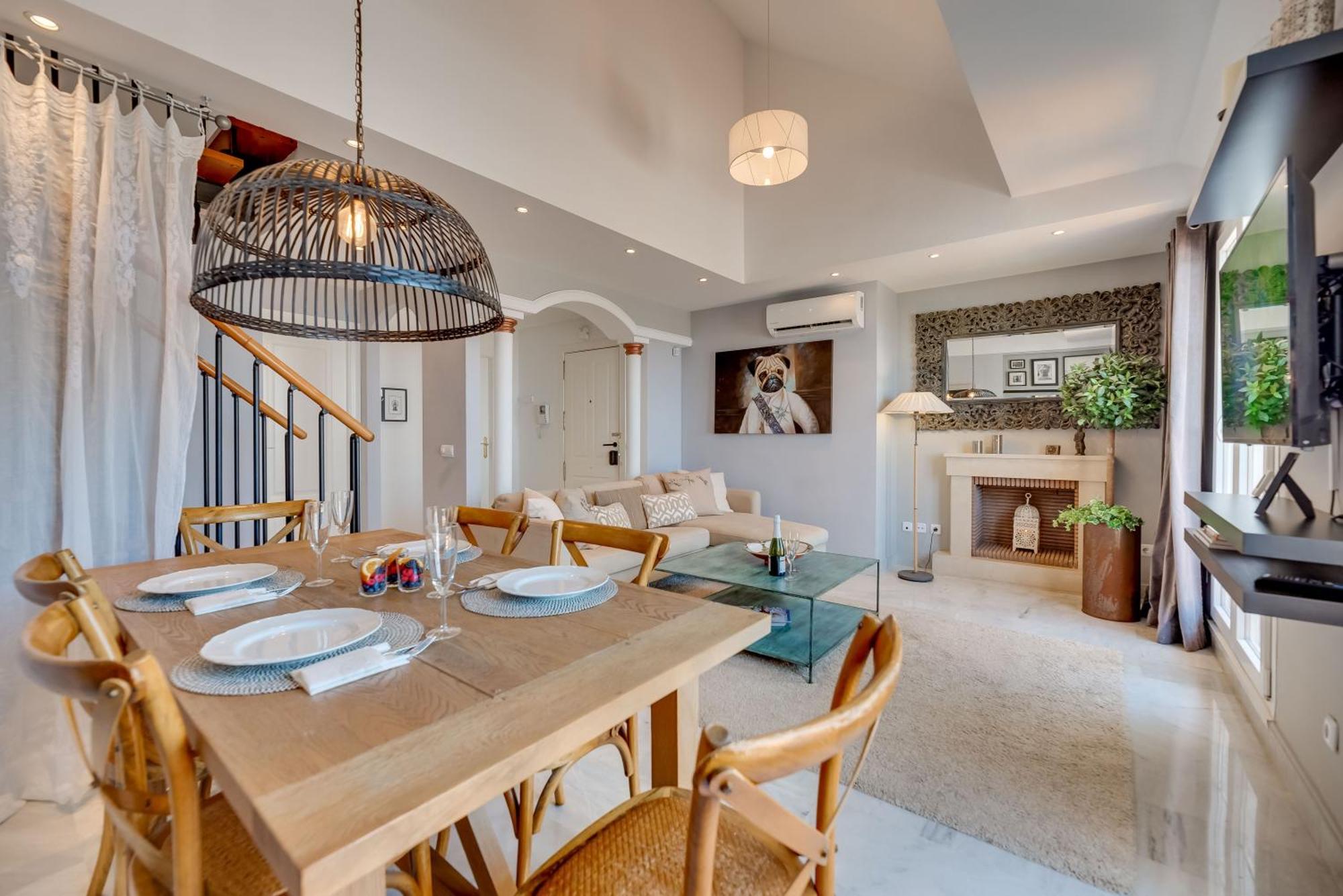 شقة Elegant 2 Bdrm Penthouse With Bbq And Pools ماربيا المظهر الخارجي الصورة