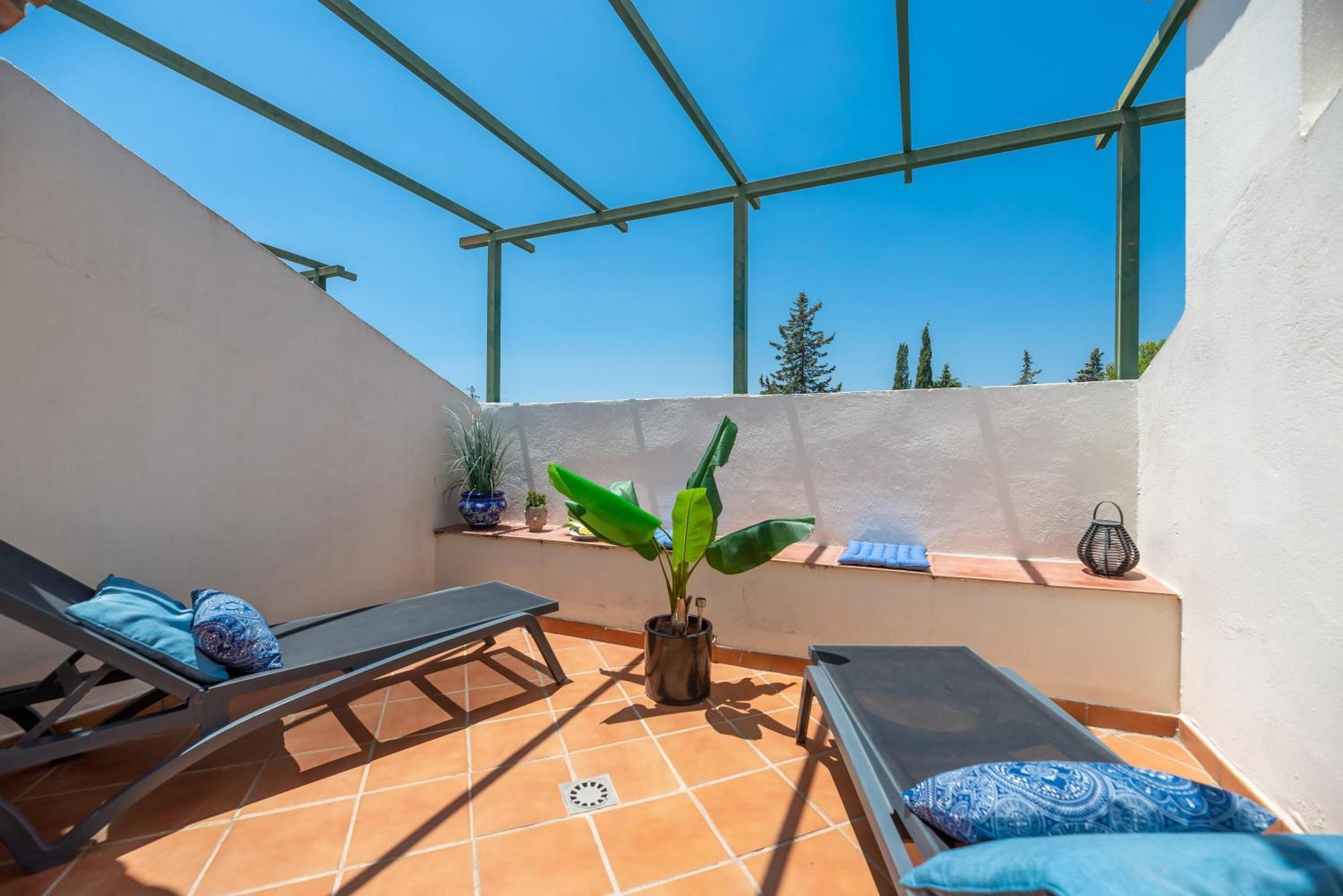 شقة Elegant 2 Bdrm Penthouse With Bbq And Pools ماربيا المظهر الخارجي الصورة