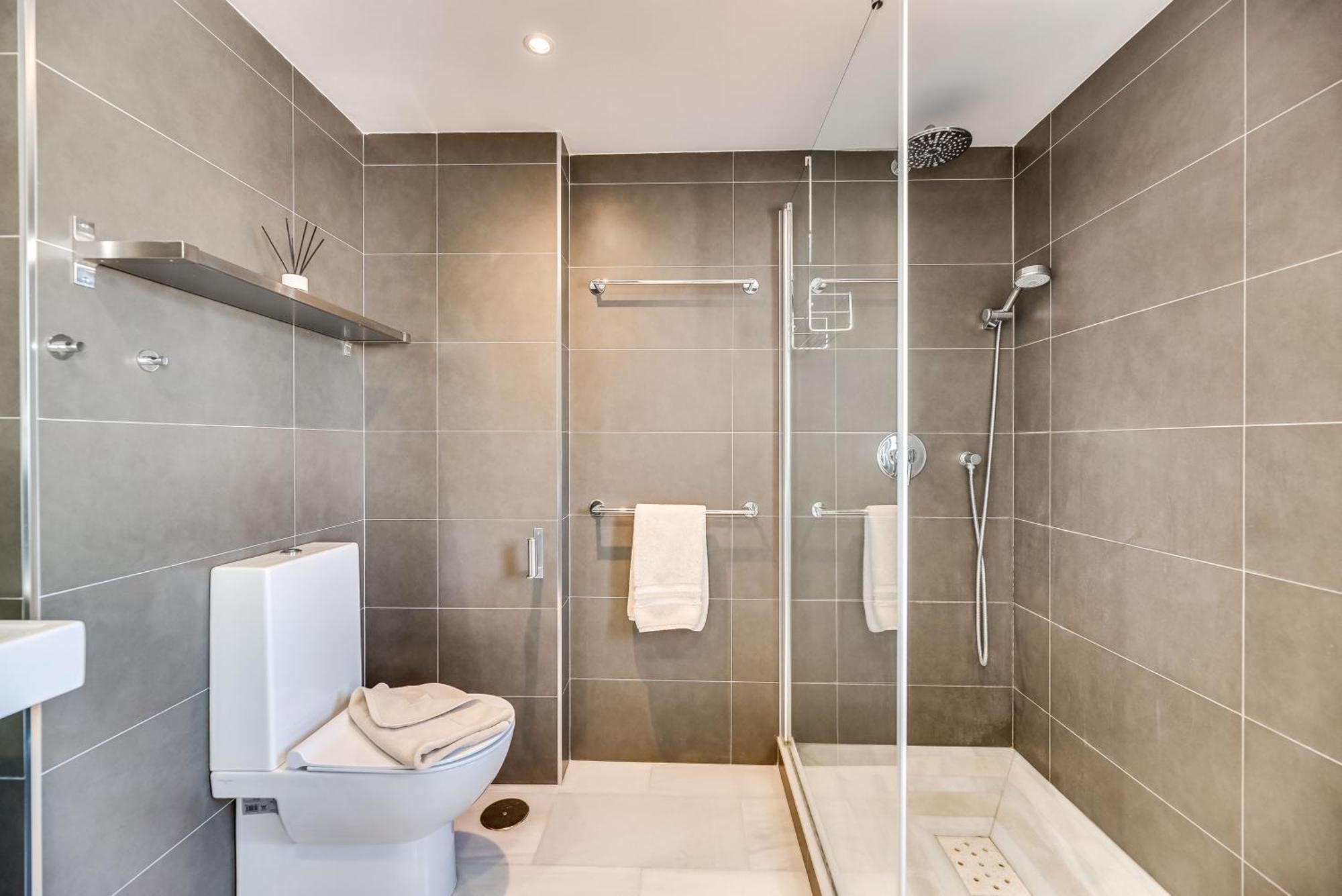 شقة Elegant 2 Bdrm Penthouse With Bbq And Pools ماربيا المظهر الخارجي الصورة