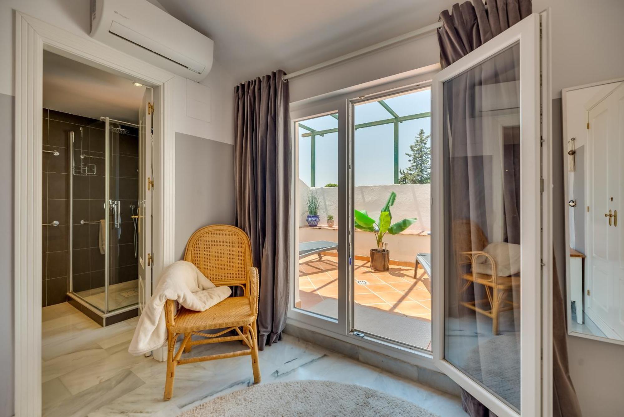 شقة Elegant 2 Bdrm Penthouse With Bbq And Pools ماربيا المظهر الخارجي الصورة